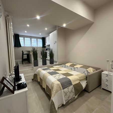 Ferienwohnung Monolocale Piazza Gambara M1 Mailand Exterior foto
